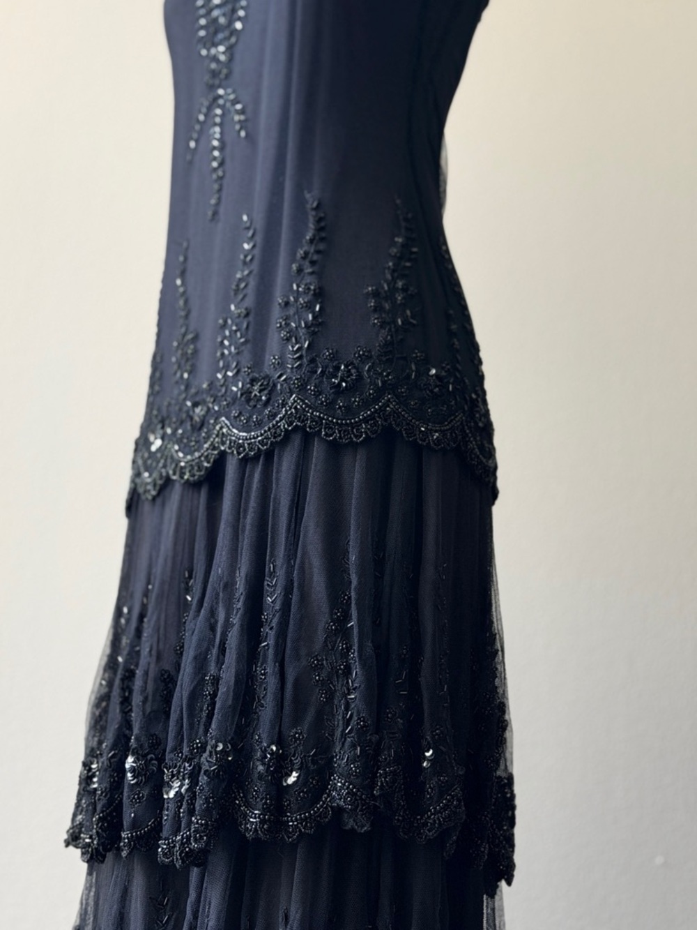 Vintage Elegant Black Beaded Sleeveless Dress - Picture 16 of 16